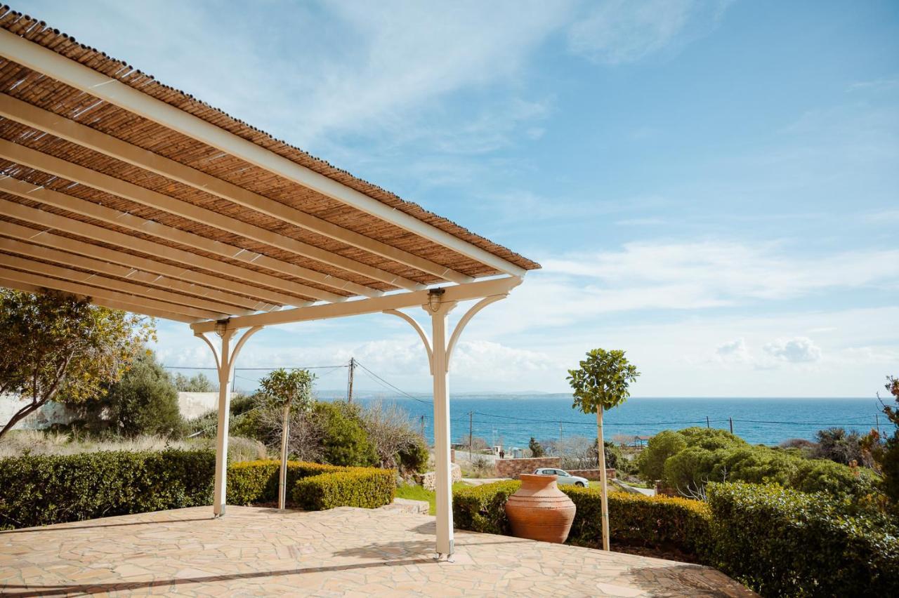 Seafront Apartment Карфас Екстер'єр фото
