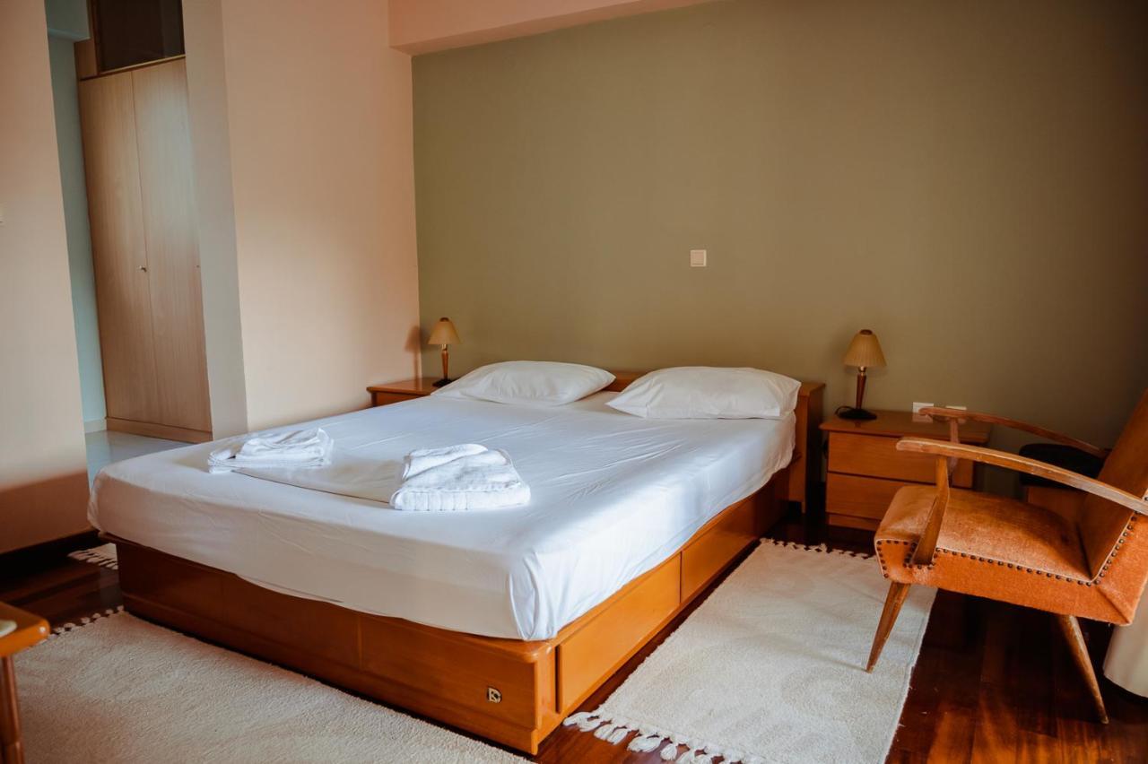 Seafront Apartment Карфас Екстер'єр фото
